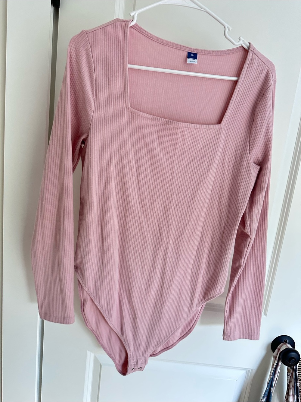 Old Navy Ribbed Long-Sleeve Square Neck Bodysuit - Dusty Rose
